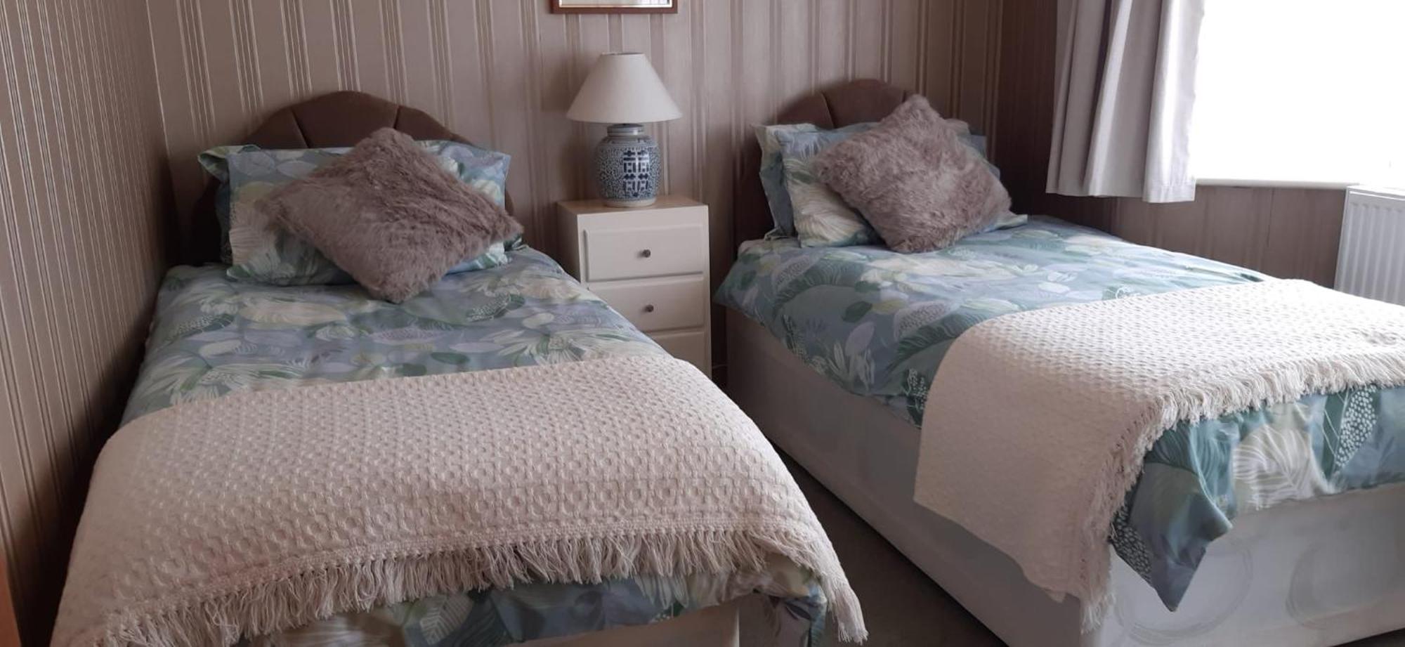 The Hermitage Private Detached Bungalow Villa Rhyl Esterno foto