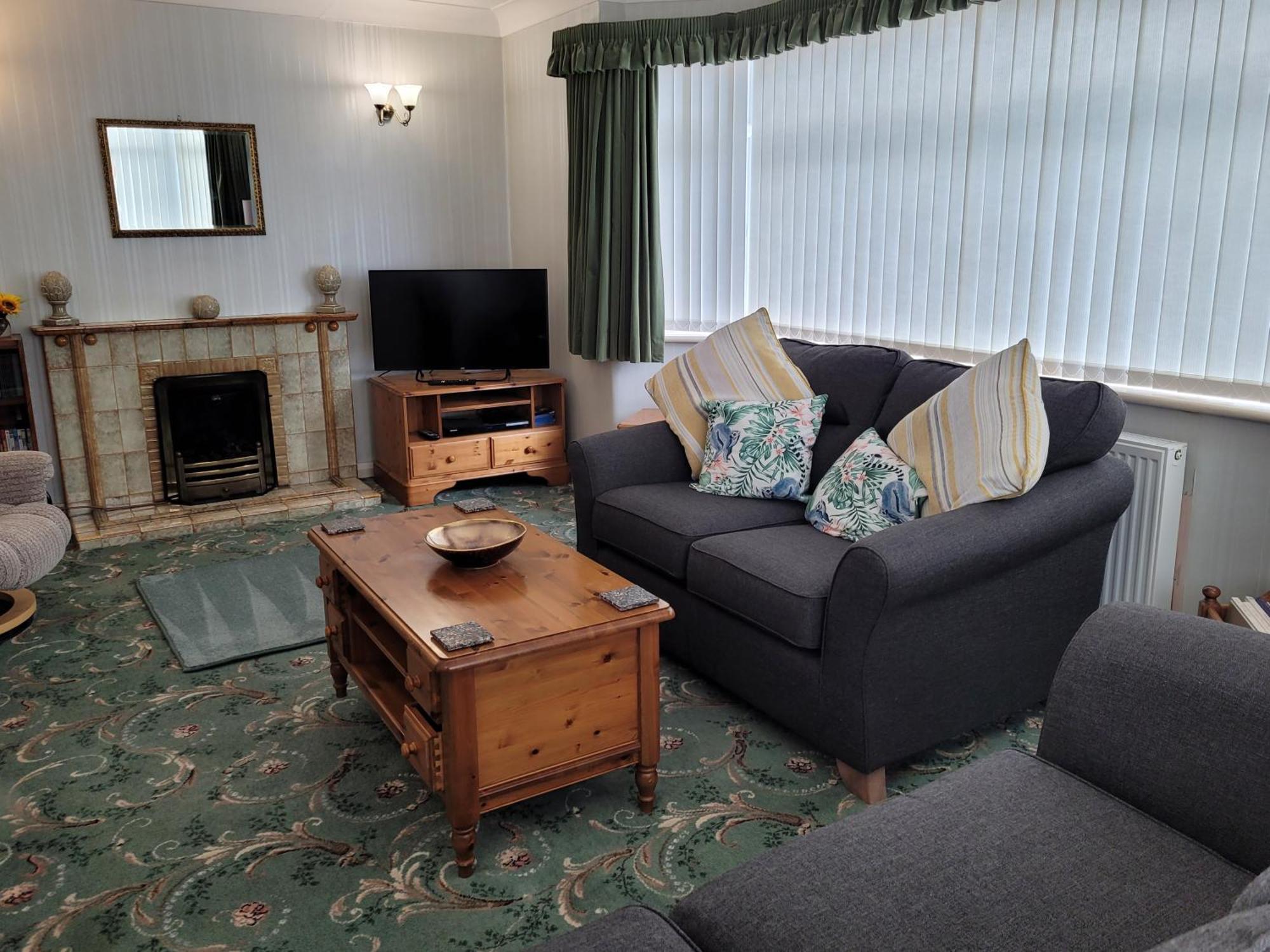 The Hermitage Private Detached Bungalow Villa Rhyl Esterno foto
